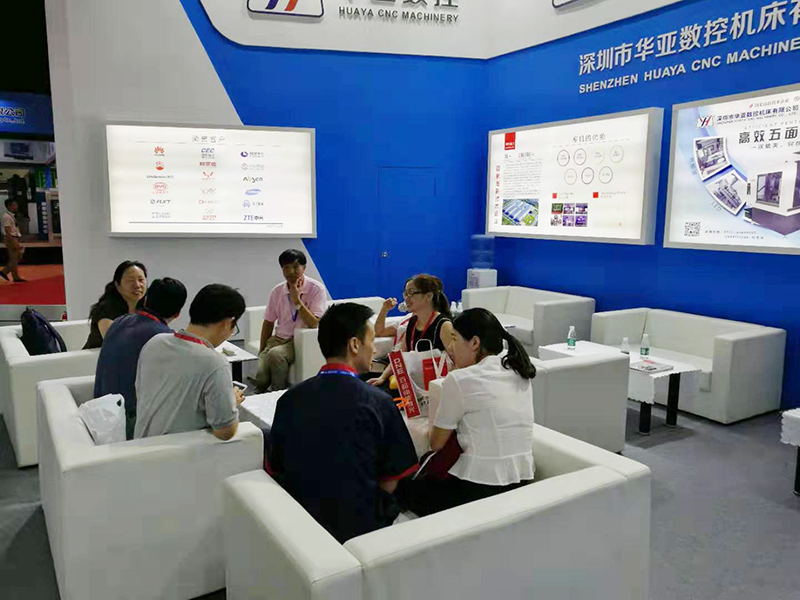 2019广东工博会QY千亿国际现场照片 (9).jpg