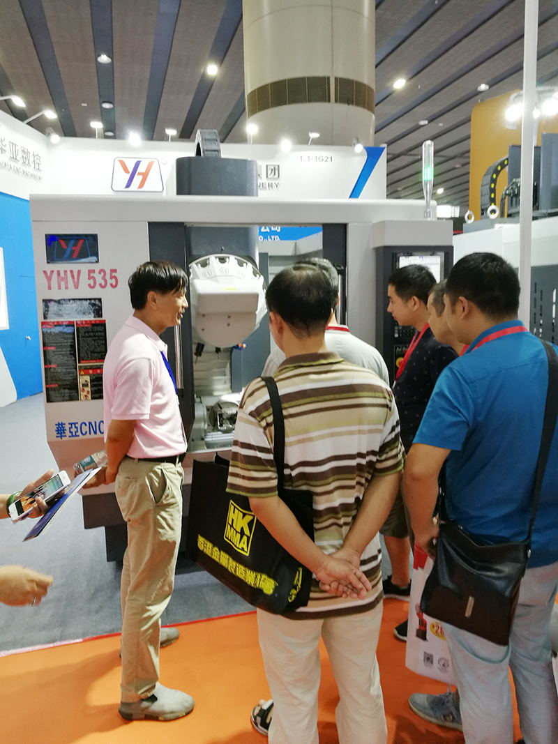 2019广东工博会QY千亿国际现场照片 (2).jpg