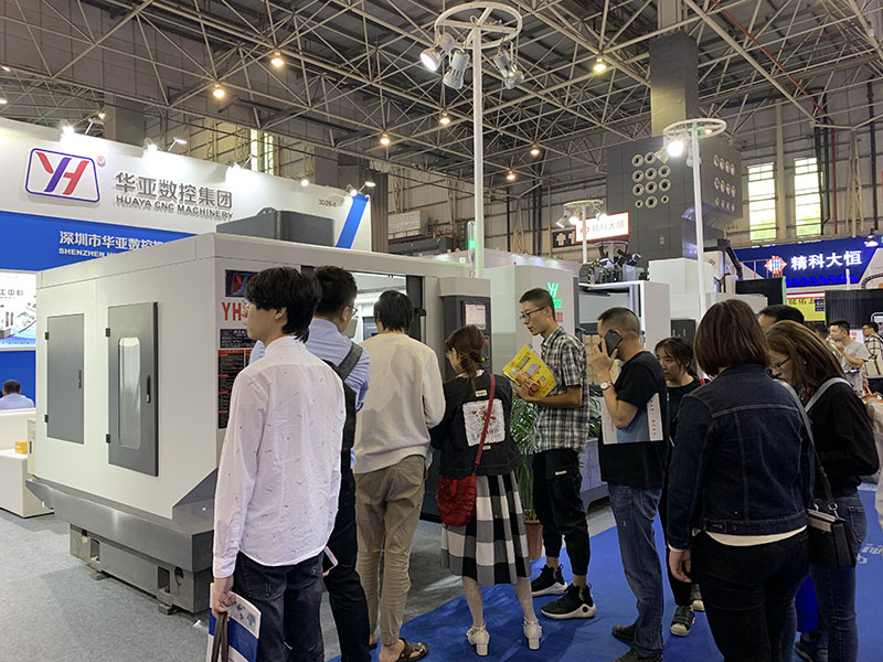QY千亿国际DME中国(东莞)机床展现场 (9).jpg