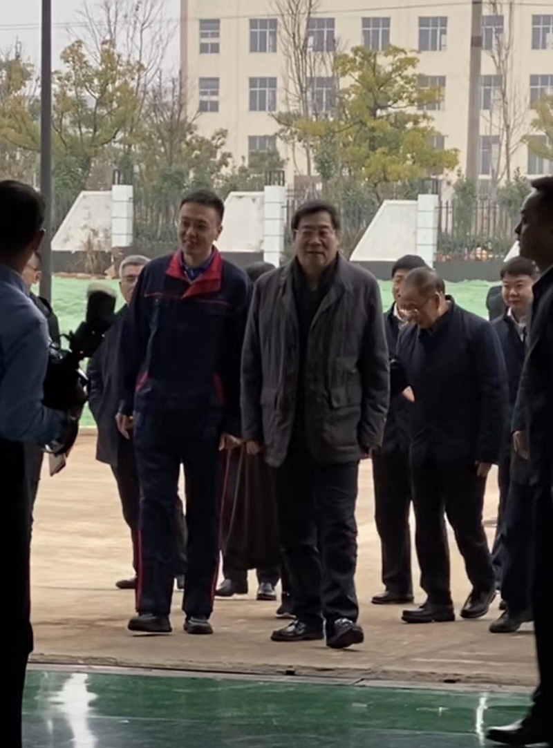 湖南省委书记杜家毫一行来QY千亿国际怀化生产基地视察